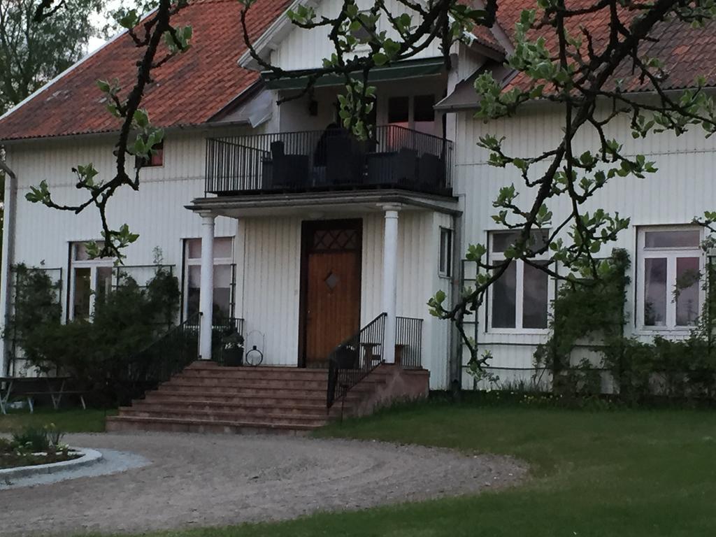 Bed and Breakfast Ekeby I Bro Esterno foto